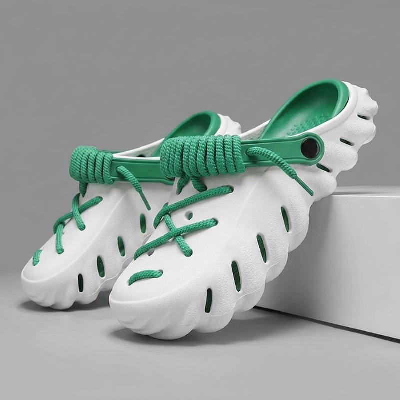 Wayfarer Laced Clogs