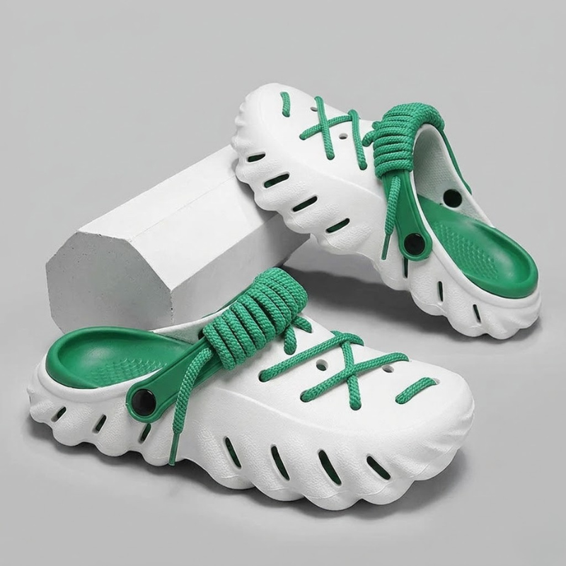 Wayfarer Laced Clogs