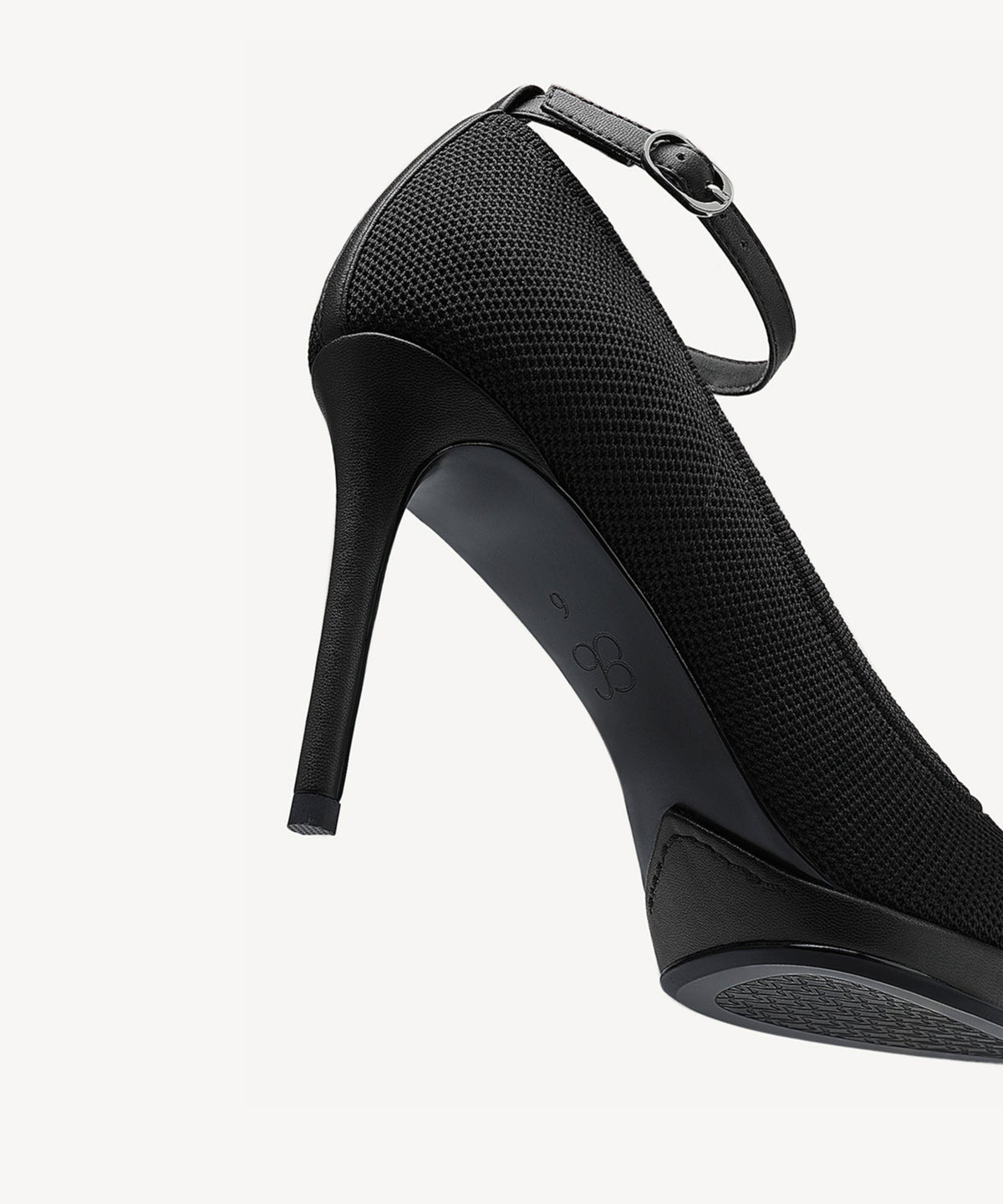 DeltaVista Pointed Toe Heeled Platform Pump