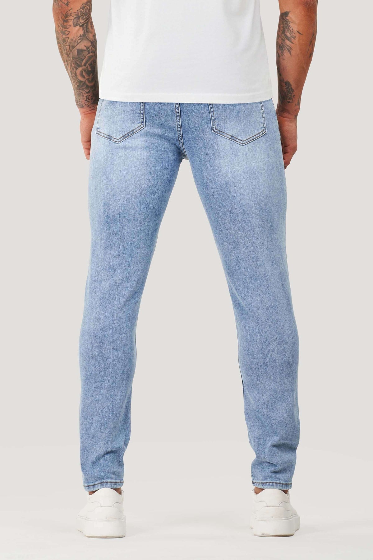 THE JAXON JEANS