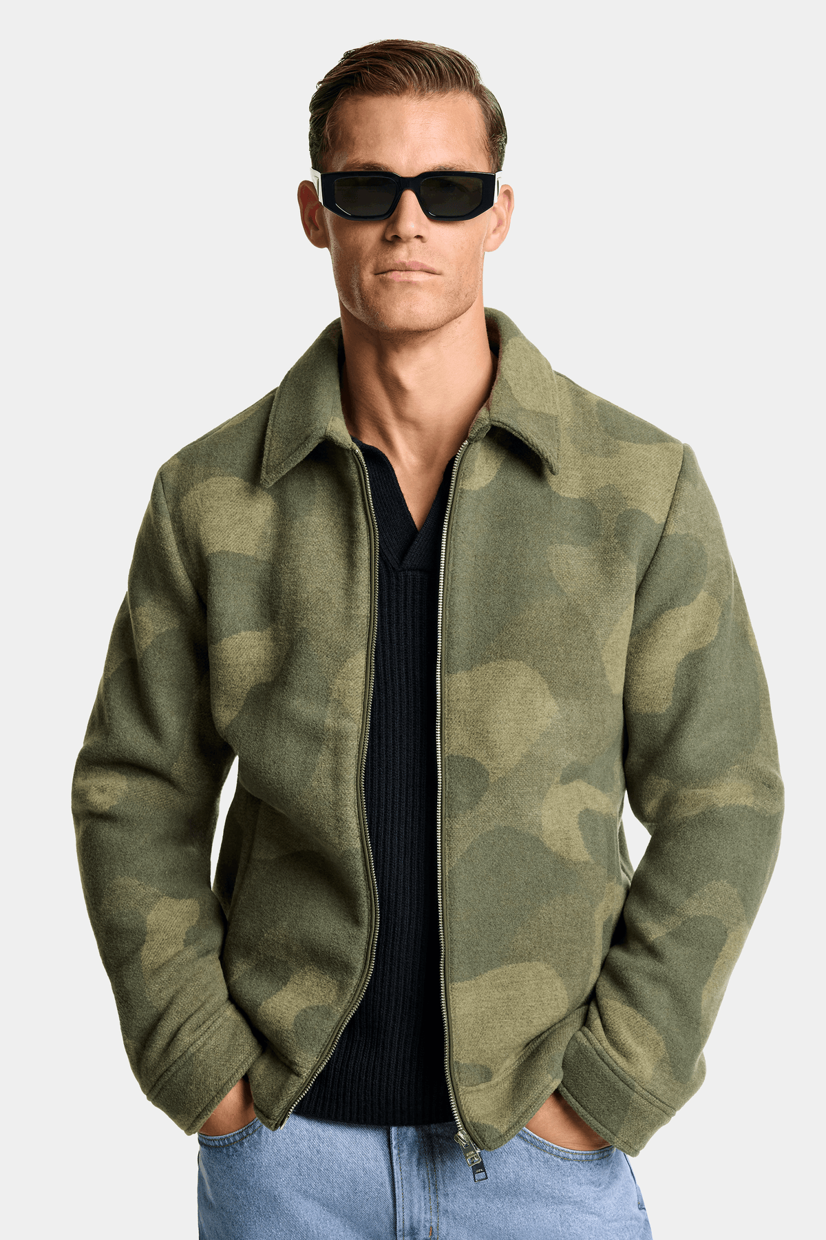 THE GIO SHACKET