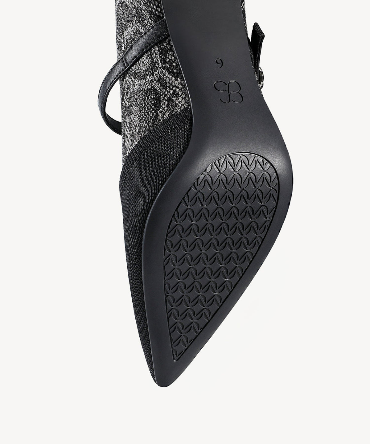 Bicolor Grace Pointed Toe Heeled Pump