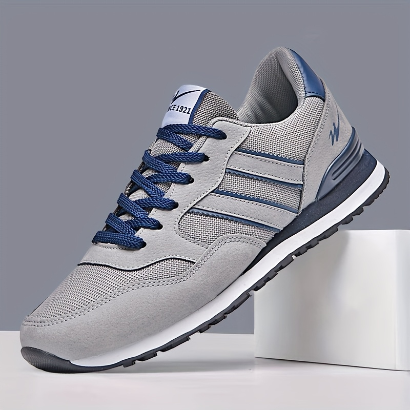 Brooks Retro Sneakers
