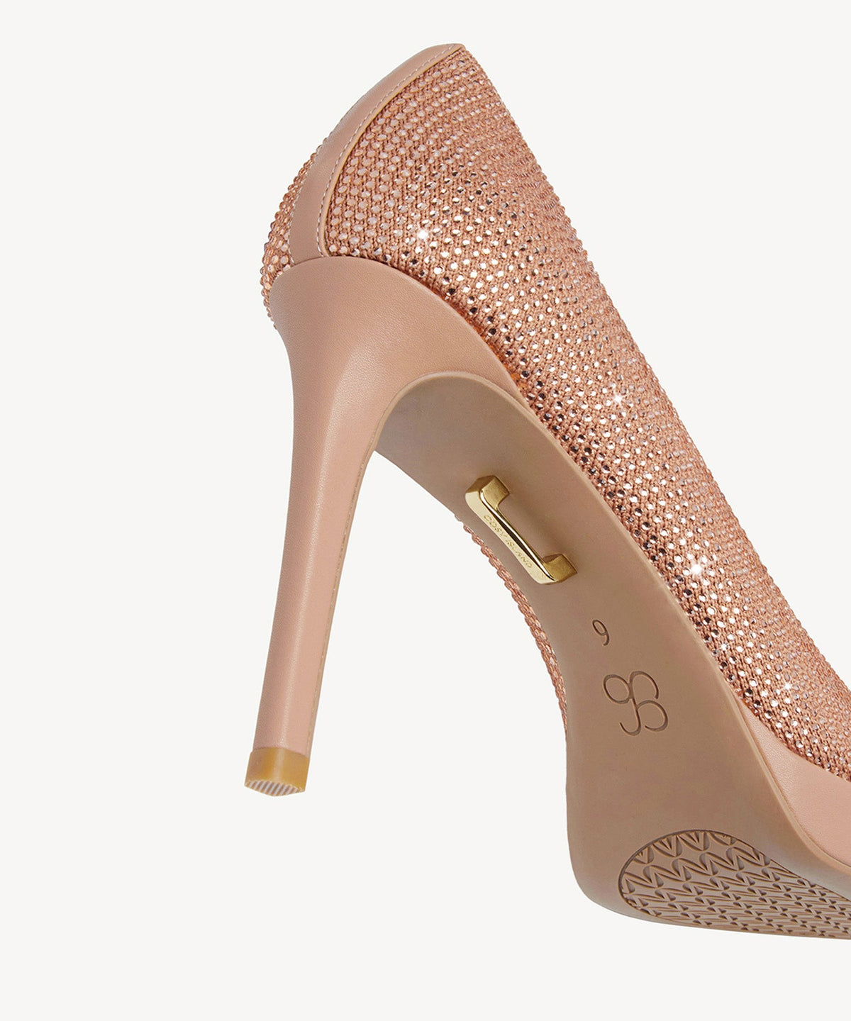 StyleFlex Pointed Toe Heeled Platform Pump