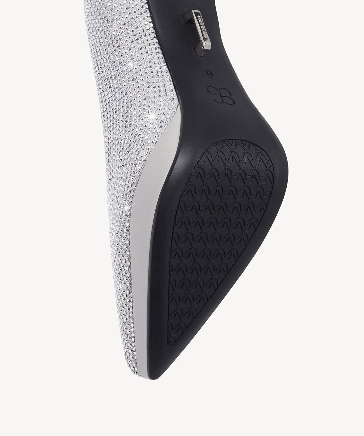 StyleFlex Pointed Toe Heeled Platform Pump