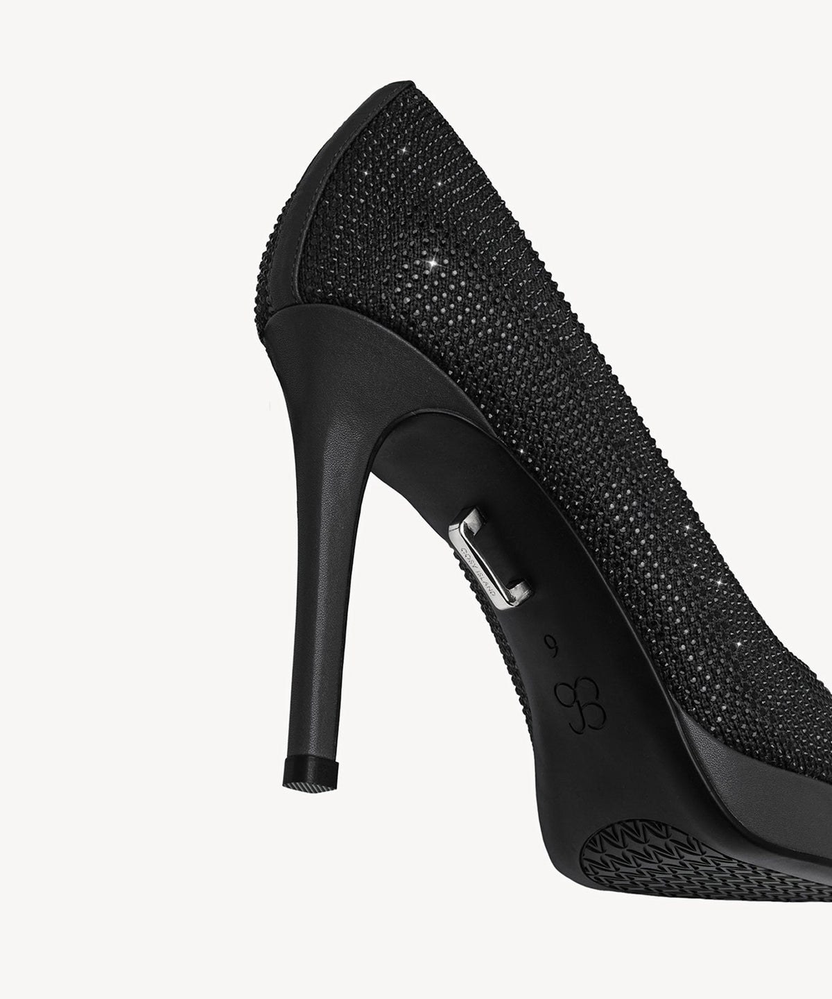 StyleFlex Pointed Toe Heeled Platform Pump