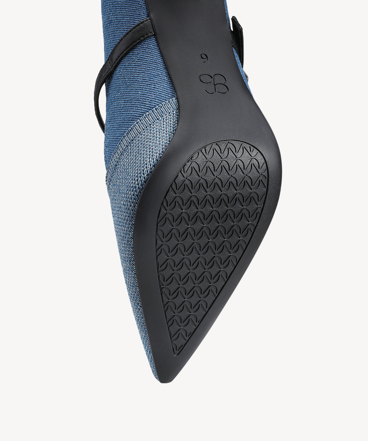 Bicolor Grace Pointed Toe Heeled Pump