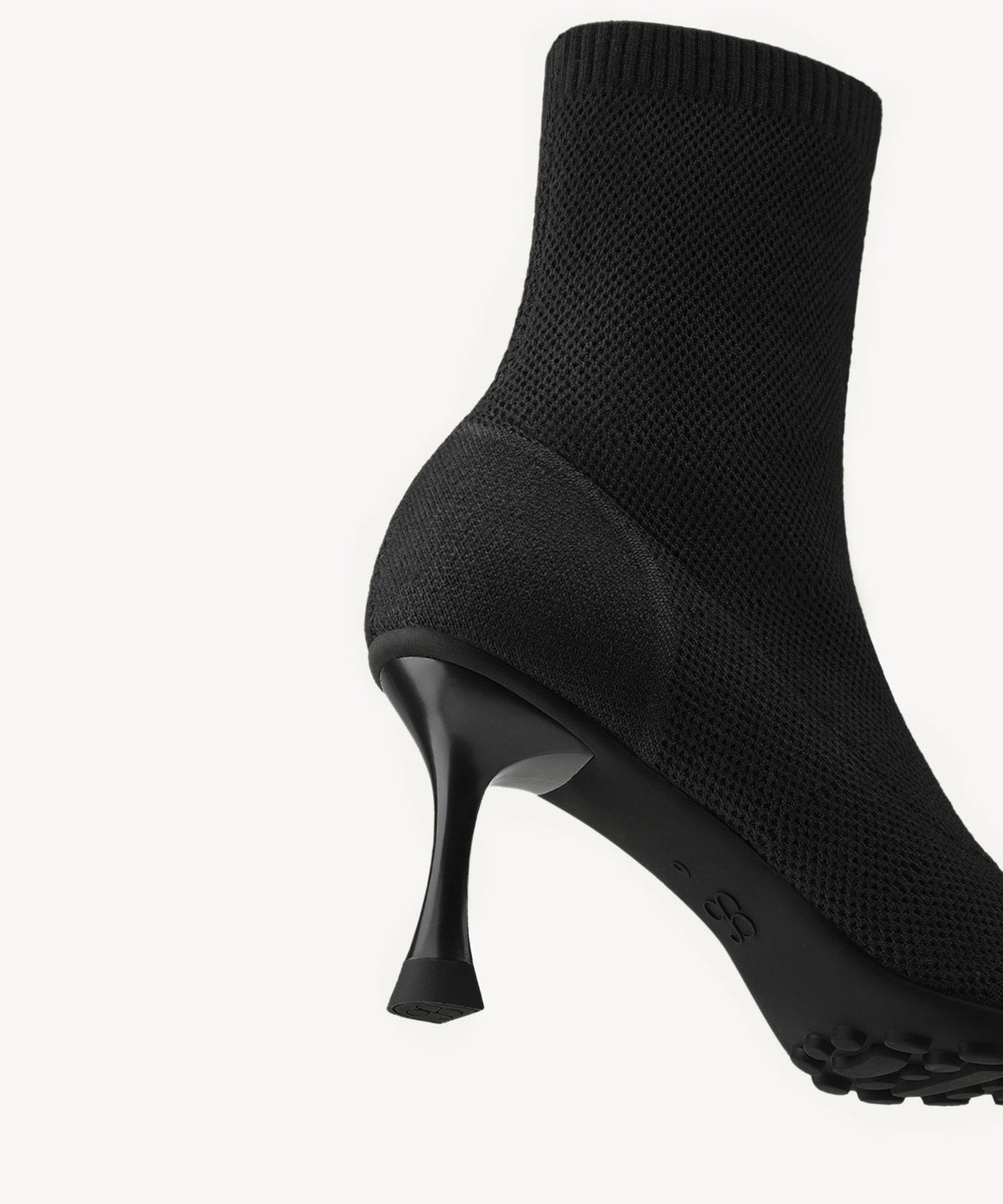 SoftBounce Pointed Toe Heeled Ankle Boot