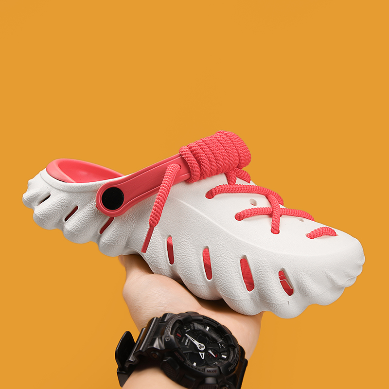 Wayfarer Laced Clogs