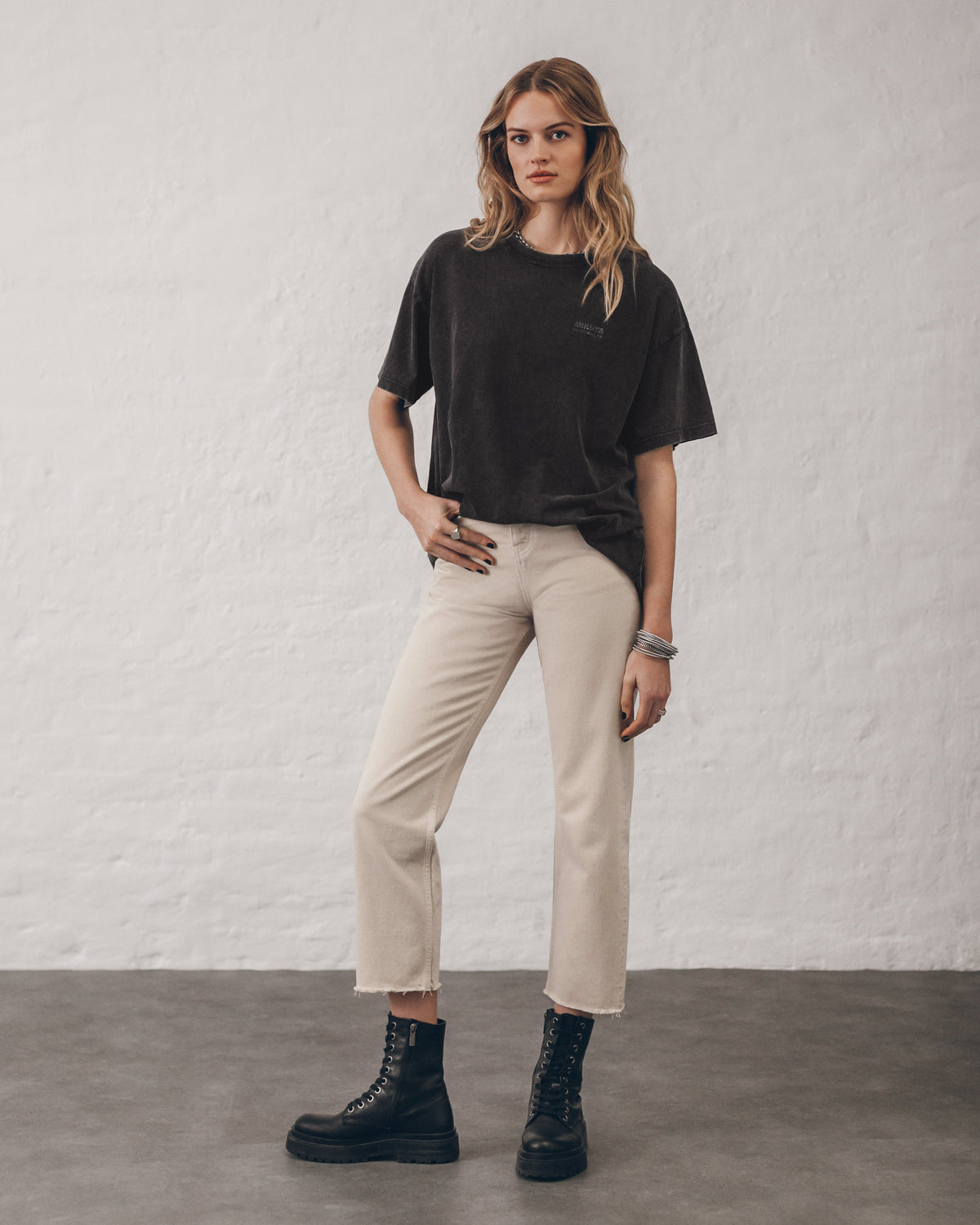 The Beige Cropped Straight Jeans