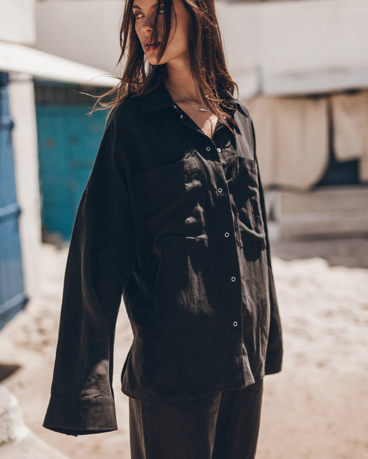 The Black Light Loose Shirt