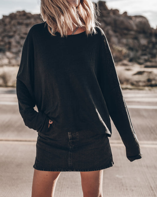 The Black Loose Linen Longsleeve