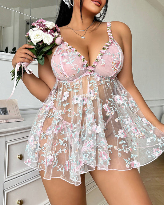 Camisón de Tirantes Talla Grande de Malla Transparente con Bordado Floral y Escote en V