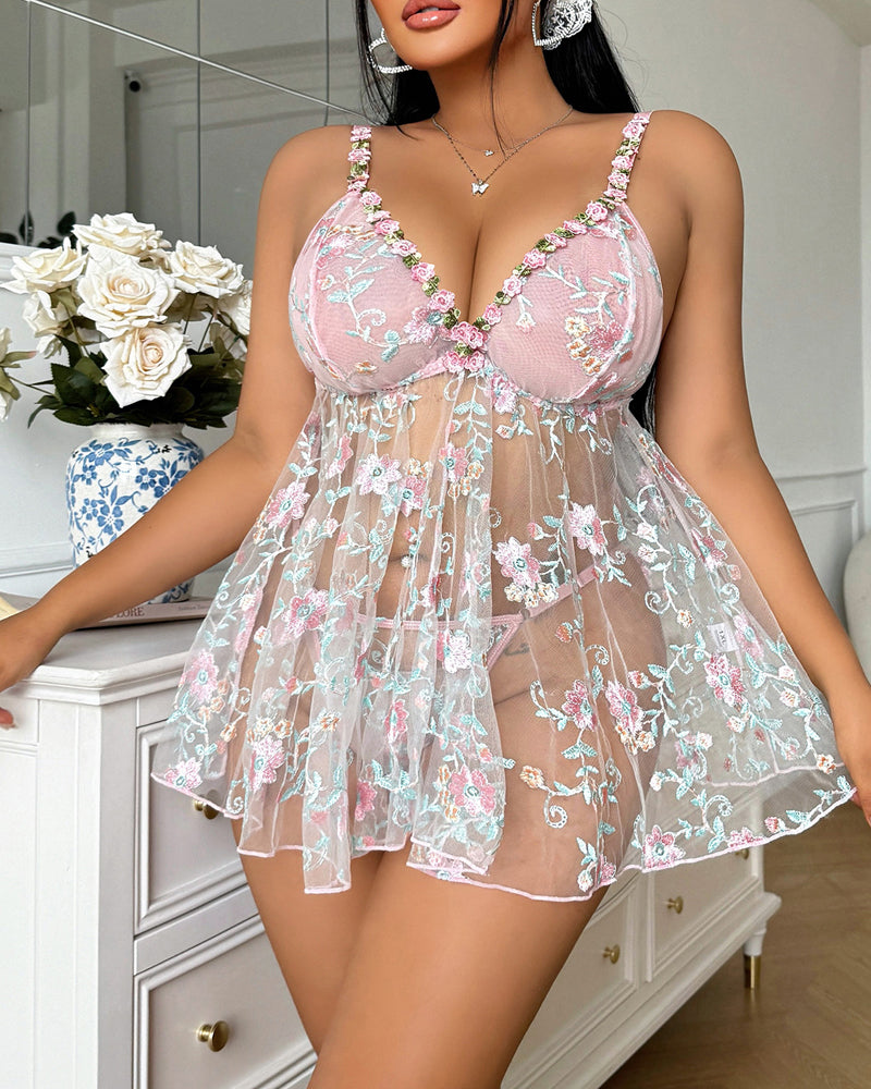 Camisón de Tirantes Talla Grande de Malla Transparente con Bordado Floral y Escote en V